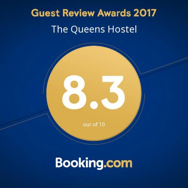 The Queens Hostel Лондон Екстериор снимка